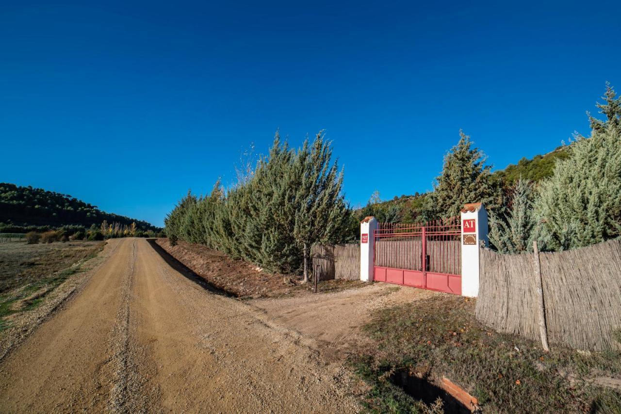 Casa Rural La Canadiense Log Cabin ξενώνας Buenache de la Sierra Εξωτερικό φωτογραφία